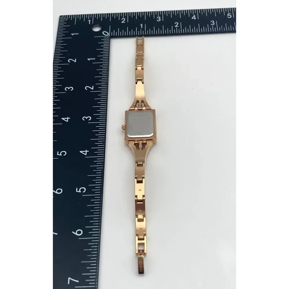 Guess Women's Petite Rose Gold Tank Watch 19mm  - New Battery Wrist 5.75